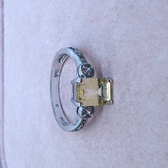Sterling Silver 92.5 SZ. 8 Rectangle💛Citrine Stone Ring w/Rhinestones - Picture 10 of 16